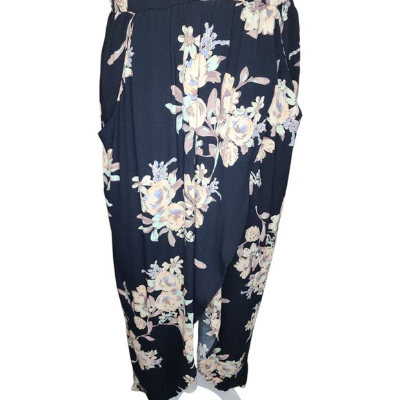 ASTR Floral Wrap Vneck High Slit Asymmetrical Maxi Dress Size Medium - Picture 9 of 15